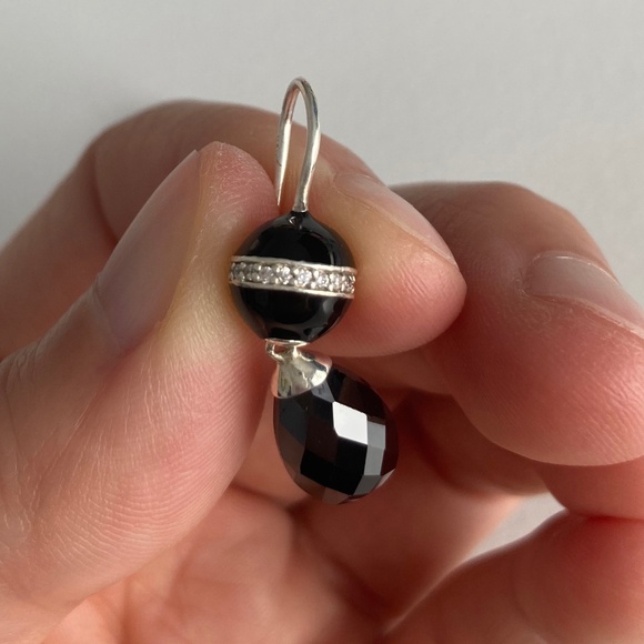 Thomas Sabo Black Pendant Earrings - Picture 8 of 8